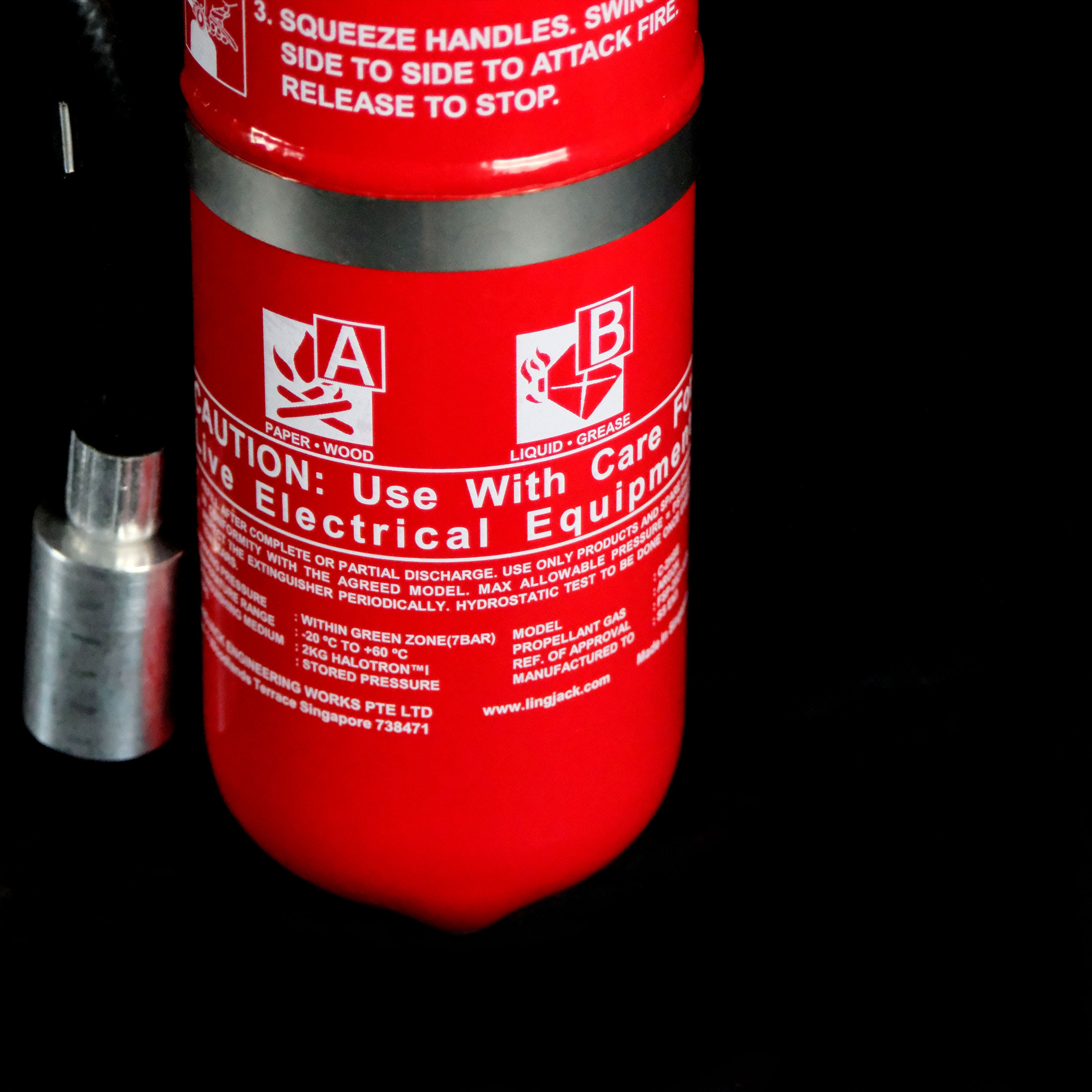Halotron Fire Extinguisher – COMBAT Brand Fire Extinguishers